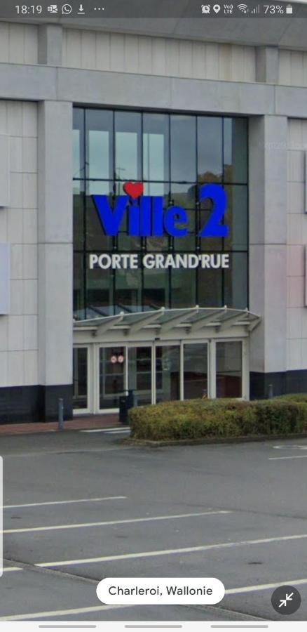 Apartmán Le Petit Luxembourg Montignies-sur-Sambre Exteriér fotografie
