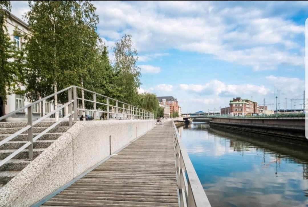 Apartmán Le Petit Luxembourg Montignies-sur-Sambre Exteriér fotografie