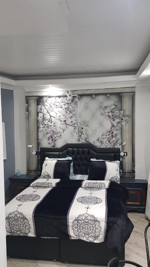 Apartmán Le Petit Luxembourg Montignies-sur-Sambre Exteriér fotografie
