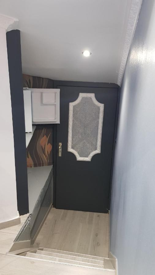 Apartmán Le Petit Luxembourg Montignies-sur-Sambre Exteriér fotografie